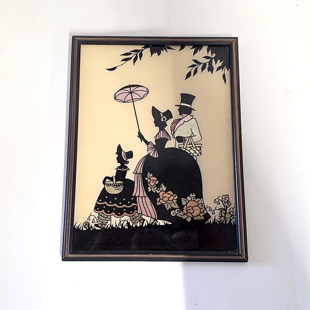 Metallic Foil Victorian Family Reverse Painted Iridescent Light 10"x 13" Glass